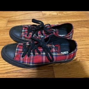Vintage Rare Black/Red Plaid Converse Size 8